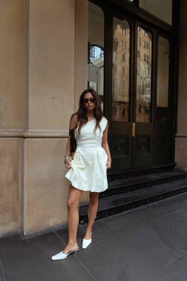 Butter Yellow De Sol Linen Mini Dress